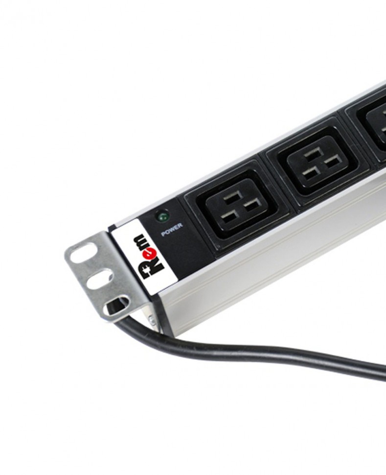Блок розеток Rem-16 с инд., 8 IEC 60320 C19, 16 A, алюм., 19", шнур 3 м.