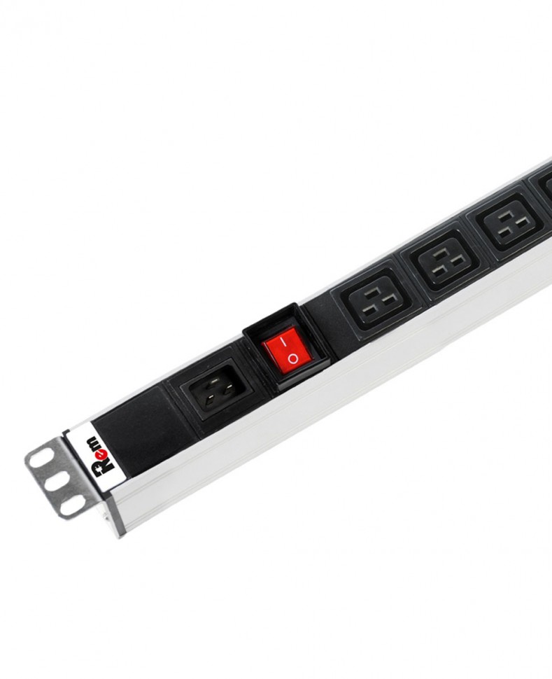 Блок розеток Rem-16 с выкл., 6 IEC 60320 C19, вход IEC 60320 C20, 16 A, алюм., 19"