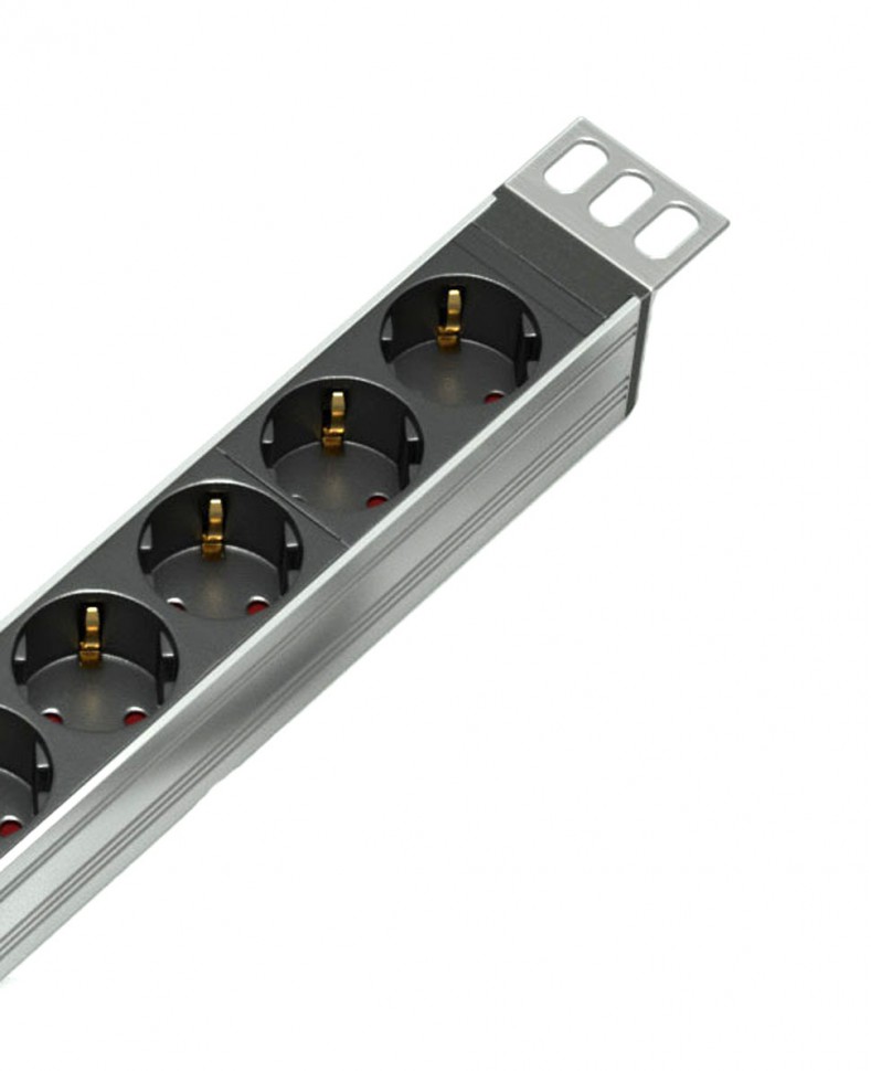 Блок розеток Rem-16 с выкл., 7 Schuko, вход IEC 60320 C20, 16 A, алюм., 19"